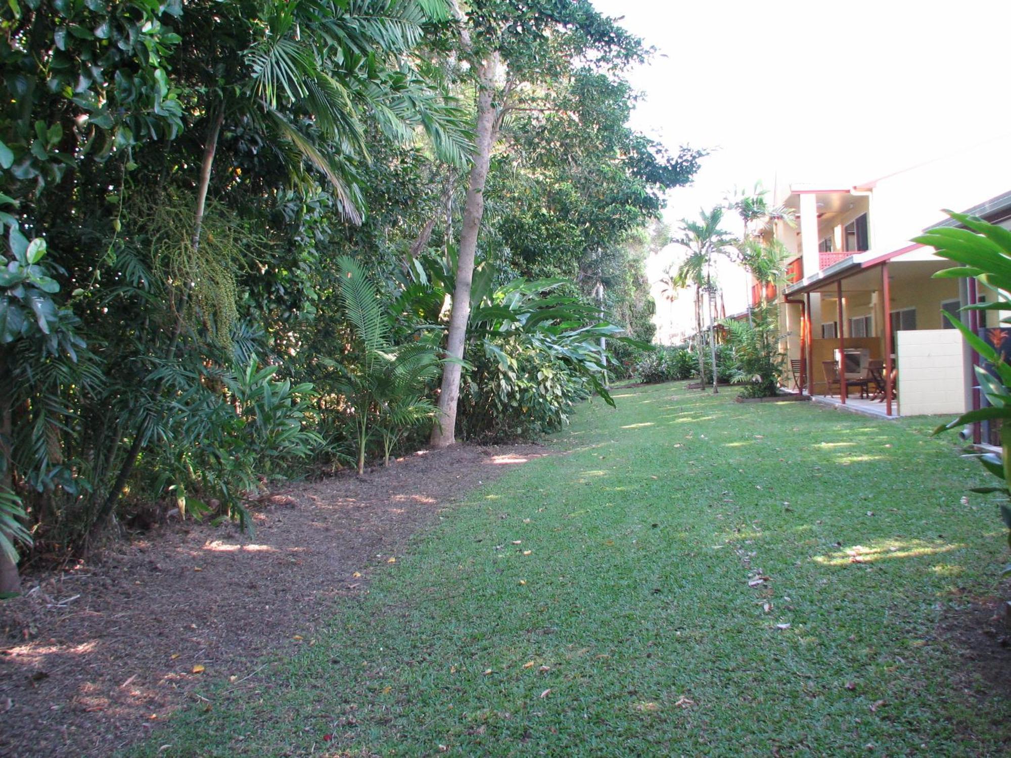 Titree Village Holiday Apartments Port Douglas Exterior foto